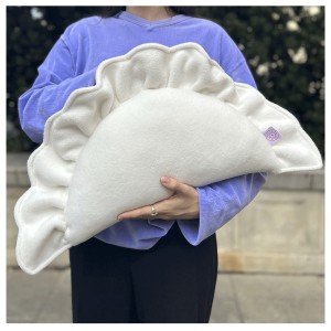 Poduszka Pieróg love poland design